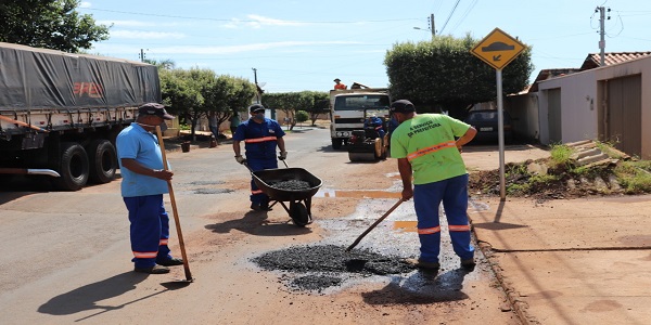 Secretaria de Obras vai intensificar operação tapa-buraco a partir de segunda-feira