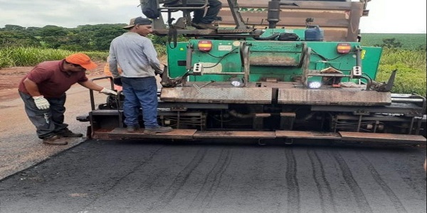 Presidente da Goinfra vistoria obras na GO-338, entre São Luiz do Norte e Hidrolina