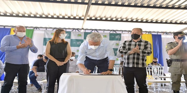 Governo de Goiás atinge marca recorde de R$ 1,7 bilhão de investimentos em educação