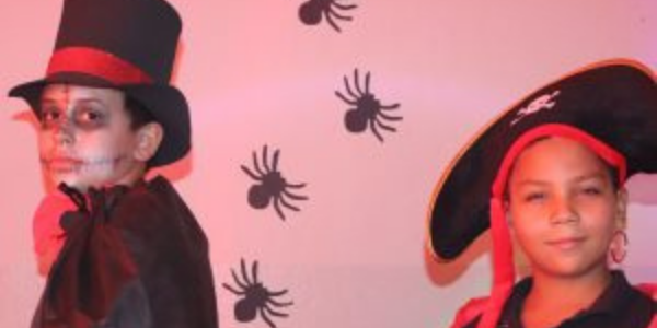 Centros de Artes e Alice Ferreira promovem o primeiro Hallowen inclusivo