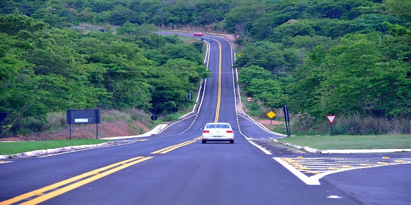Em Rio Quente, Governo de Goiás inaugura reconstrução de asfalto na GO-507