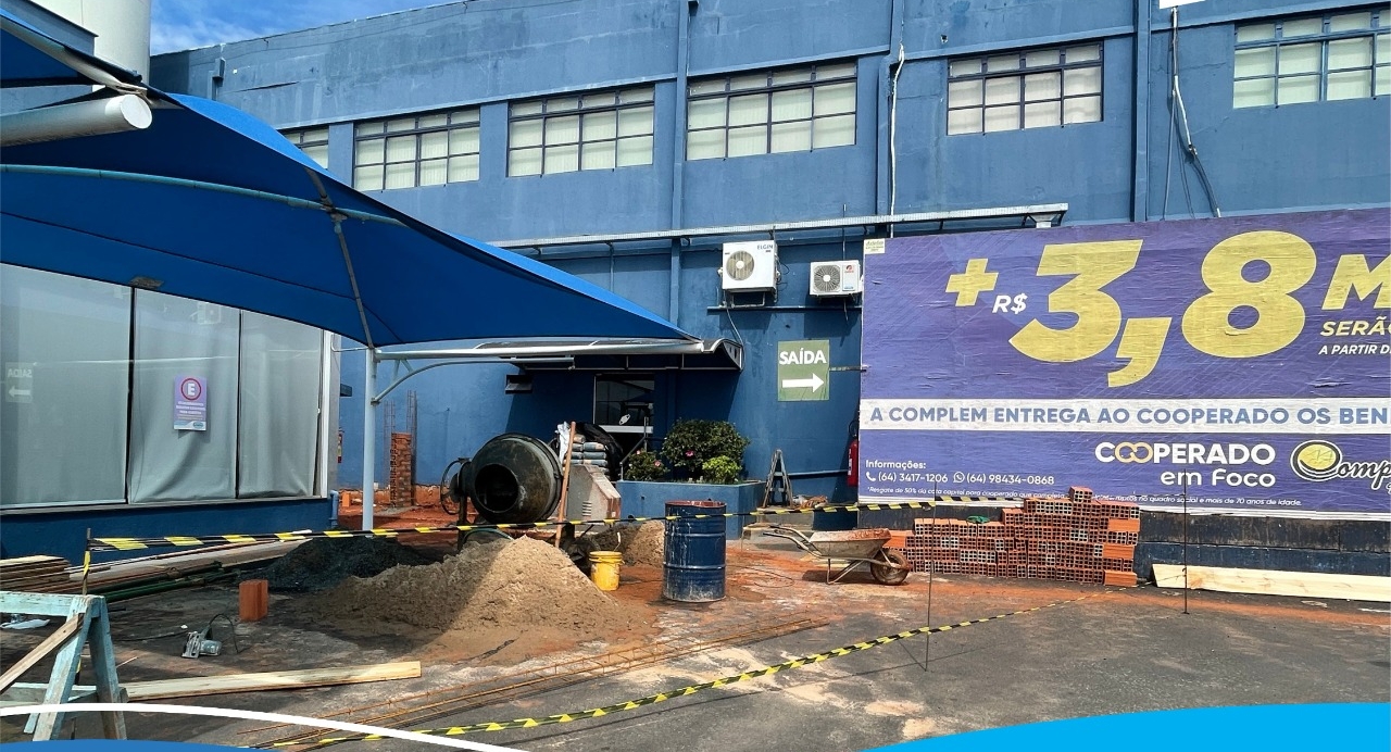 Já estão a todo vapor as obras de reestruturação do Supermercado Complem