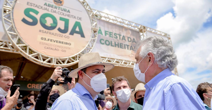 Em Catalão, Caiado aposta em números recordes durante abertura da colheita de soja: “Queremos 30 milhões de toneladas”