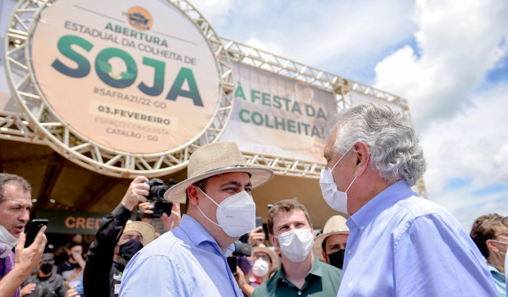 Em Catalão, Caiado aposta em números recordes durante abertura da colheita de soja: “Queremos 30 milhões de toneladas”
