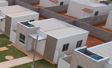Governo de Goiás entrega em Morrinhos 97 casas construídas com recursos do Crédito Parceria