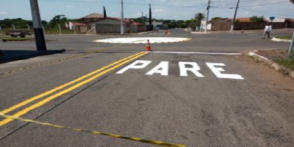 Revitalização de rotatórias de tachões