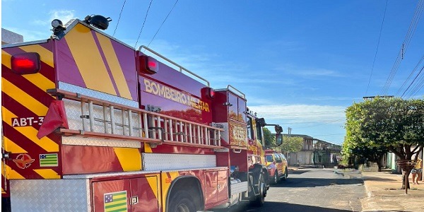 Principio de incêndio em um veículo é registrado na manhã deste sábado em Morrinhos; Vídeo