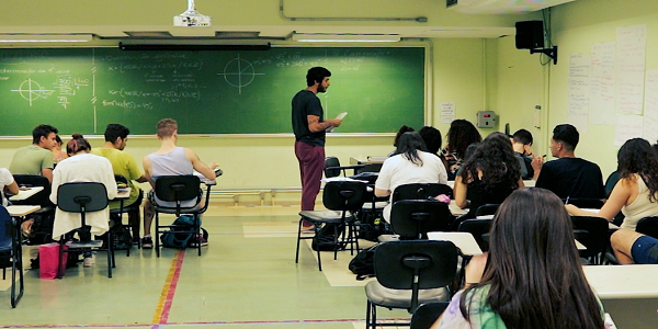 A Prefeitura de Morrinhos lança a versão 2023 do Cursinho Pré-Vestibular. Saiba como se inscrever!
