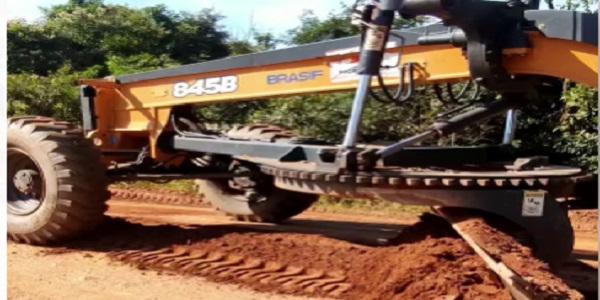 Secretaria de obras de Morrinhos realiza serviço emergencial na região Serra; Veja o vídeo!