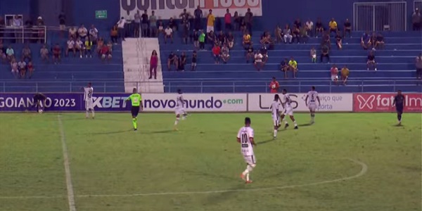 Aparecidense vira jogo e derrota Morrinhos com gol no final
