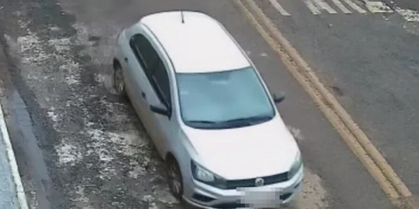 Jovem furta carro da prefeitura de Buriti Alegre, passa por Morrinhos e é preso em Goiânia.