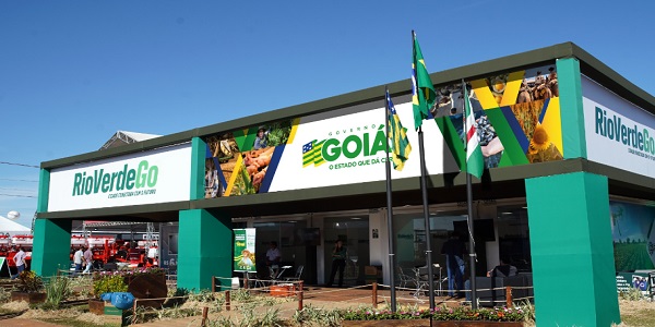Governo de Goiás concentra serviços e consultorias ao agro em Tecnoshow Comigo