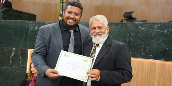 Rui Leite é homenageado pela Assembleia Legislativa por realização do Parada Obrigatória em Morrinhos