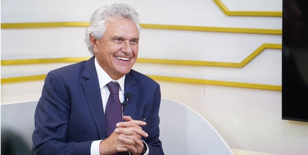 Caiado é aprovado por 72% da população goiana, mostra Real Time Big Data