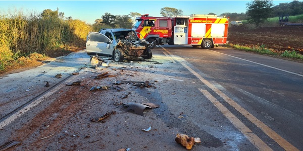 Acidente fatal na BR-452 em Itumbiara interrompe tráfego por horas