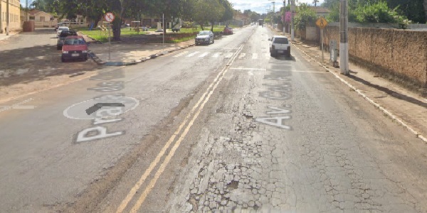 Acidente envolvendo motocicleta e um veiculo é registrado na tarde desta sexta-feira em Morrinhos