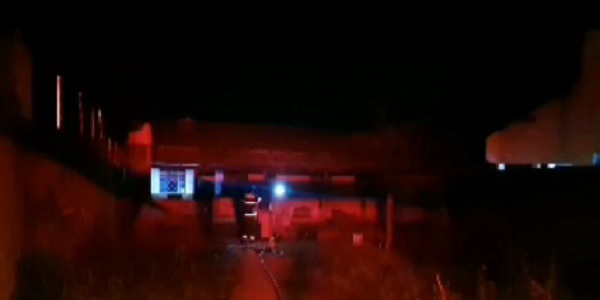 Incêndio em residência no Setor Cristo Redentor é controlado pelos Bombeiros