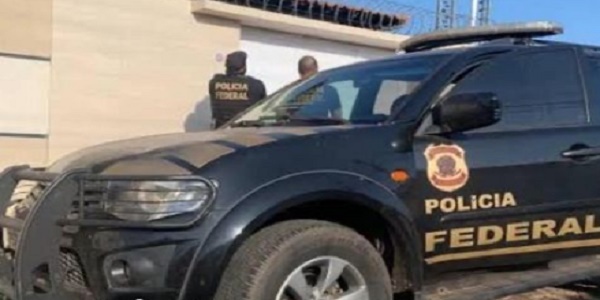 Polícia Federal realiza busca e apreensão em Morrinhos para investigar venda de medicamentos ilegais online
