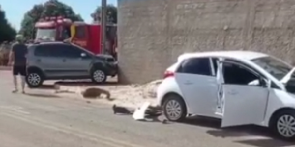 Colisão entre veículos em Morrinhos  no setor Felicio Chaves resulta em danos materiais; VÍDEO!