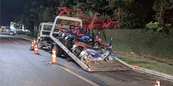 PM apreende seis motos irregulares durante intensa fiscalização em Morrinhos