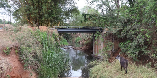 Ponte na Estrada da Região Serra em Morrinhos: Obras de Pontes em Aço em Fase Final.