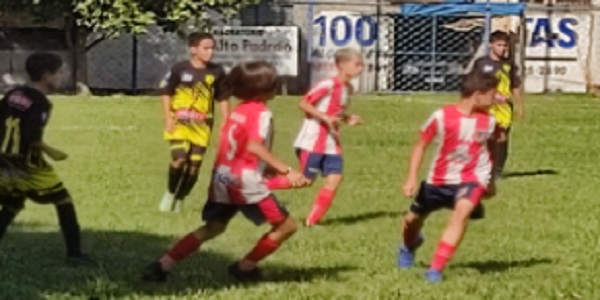 Jogo das Estrelas do Campeonato Morrinhense de Basquete acontece