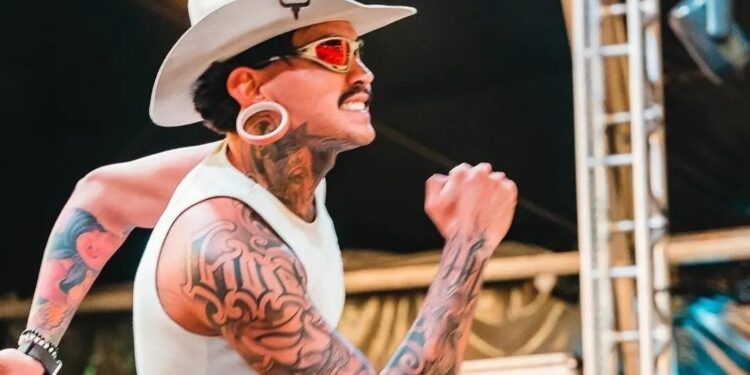 Depois de Polemica DJ Jiraya Uai informa que fará show com entrada franca em Morrinhos. VÍDEO!