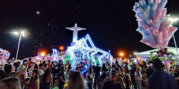 Uma noite para ficar na história do município de Morrinhos: a inauguração do Natal Luzes 2023. VÍDEO!