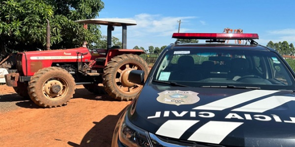 Polícia Civil Recupera em Morrinhos Trator Furtado em Pouso Alegre-MG