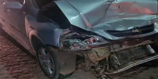 Motorista Bêbado Bate em Viatura da PRF