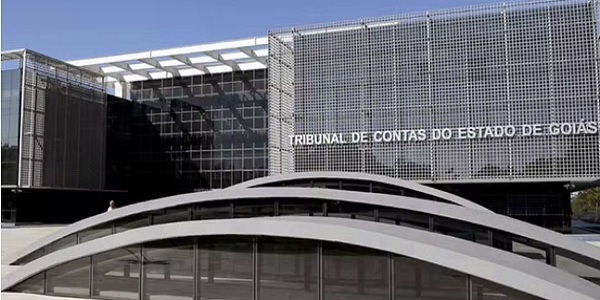 Inscrições do Concurso do TCE com salários de até R$ 12 mil estão abertas. Confira!