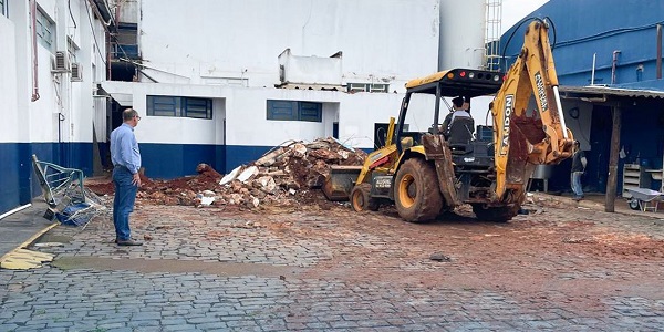 Após a Obtenção de Licenças e Documentações Necessárias Tem Início a Obra de Ampliação da COMPLEM.