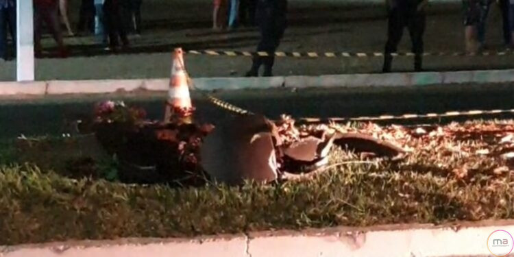 Jovem de 19 anos morre em colisão com ônibus em avenida de Setor Genoveva Alves