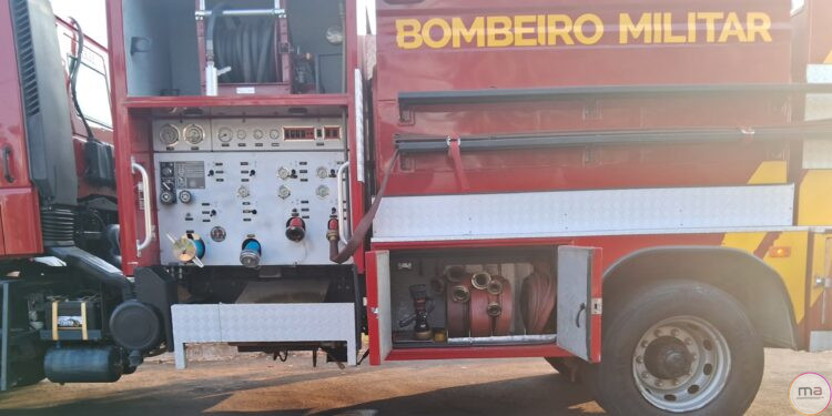 Princípio de incêndio é controlado pelo Corpo de Bombeiros no Setor Aeroporto